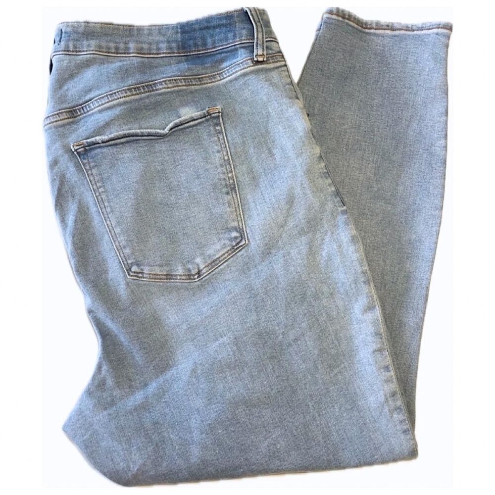 24R/37 Abercrombie & Fitch Medium Wash Super Skinny Ankle High Rise